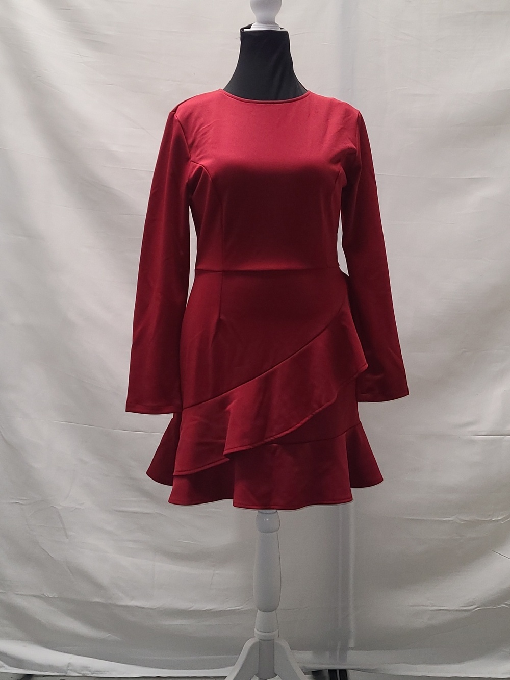 Elegant Burgundy Long-Sleeve Ruffle Tier Dress